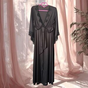 VTG Black Lingerie Peignoir Robe Lace Inset Size  Med Nylon Gothic Glamour